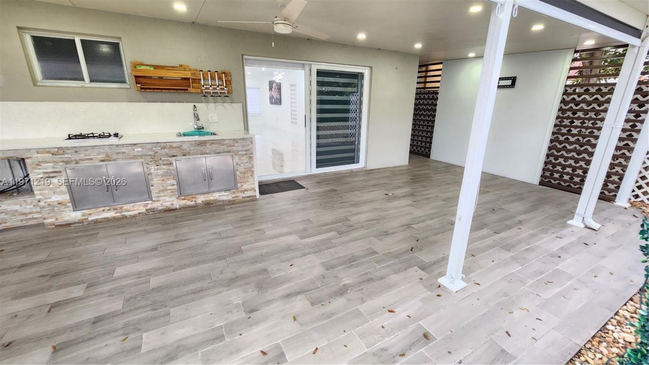 16515 SW 97th St, Miami, FL 33196 Photo