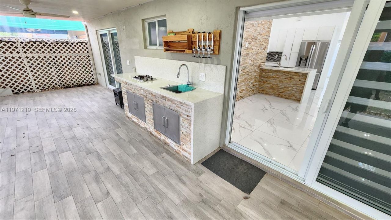 16515 SW 97th St, Miami, FL 33196 Photo