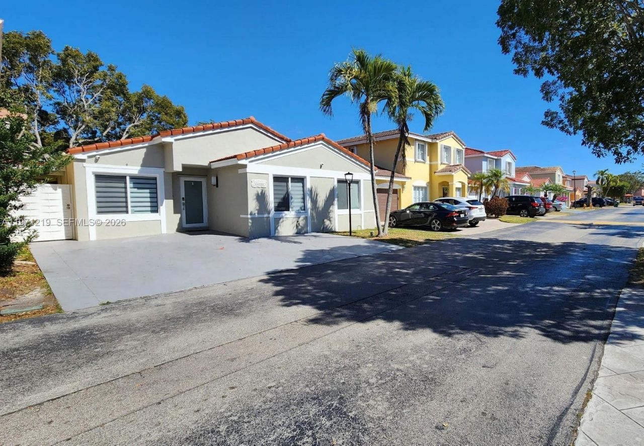 16515 SW 97th St, Miami, FL 33196 Photo