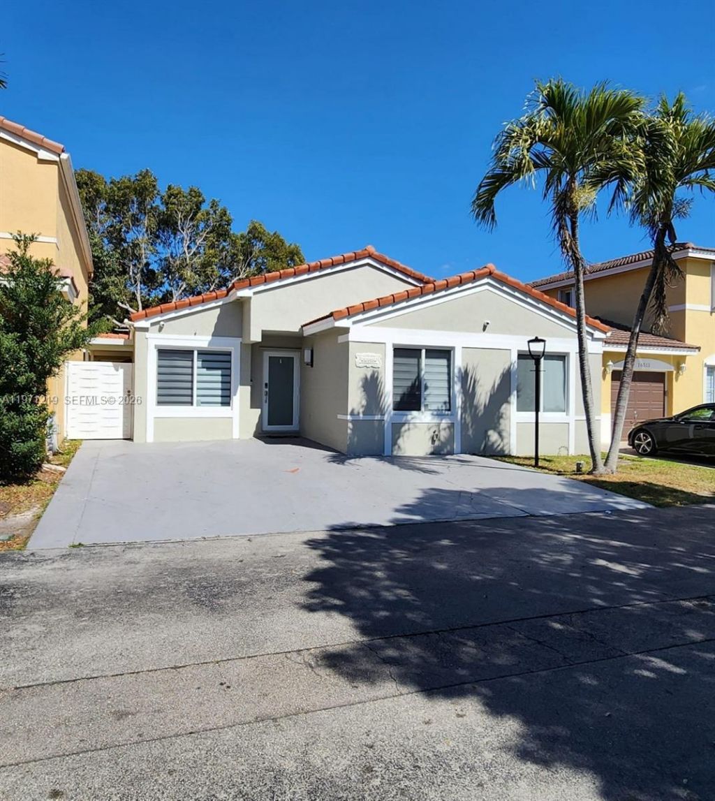 16515 SW 97th St, Miami, FL 33196 Photo