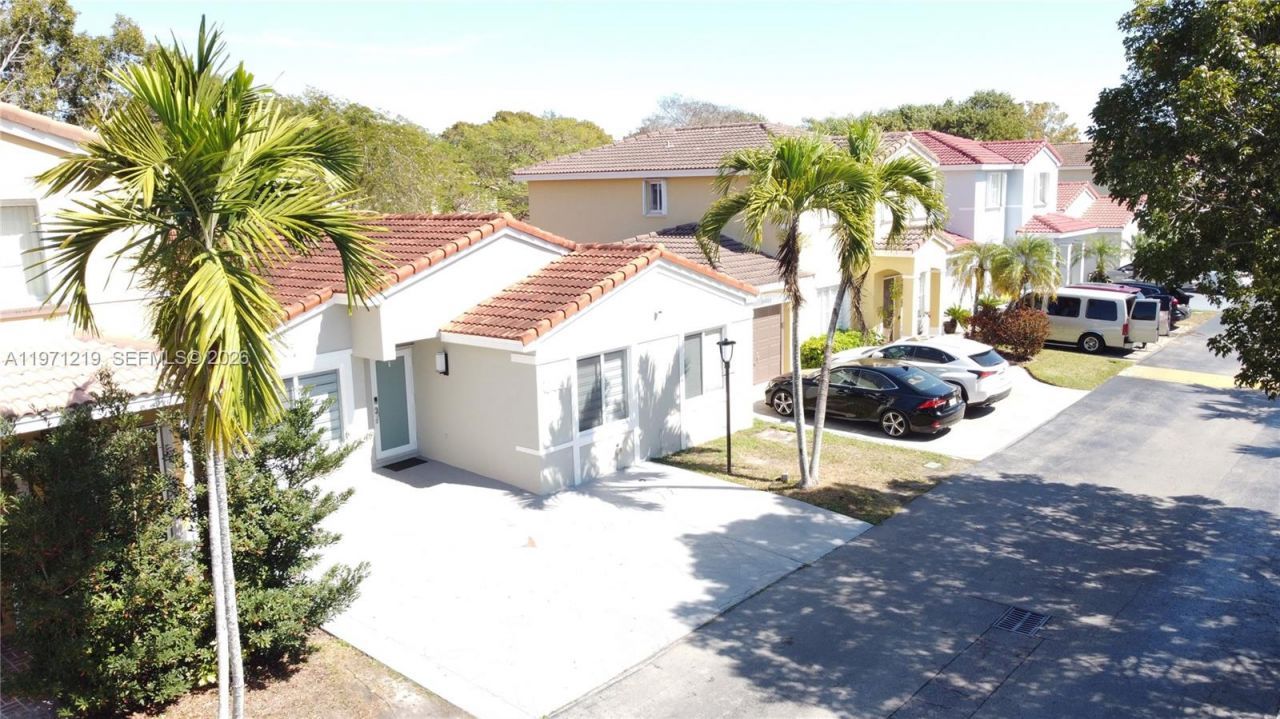 16515 SW 97th St, Miami, FL 33196 Photo