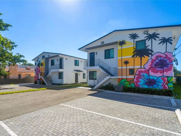 1044 NW 29th St , Miami, FL 33127