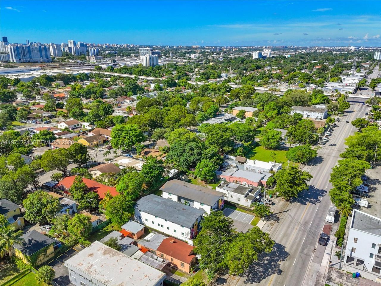 1044 NW 29th St, Miami, FL 33127 Photo