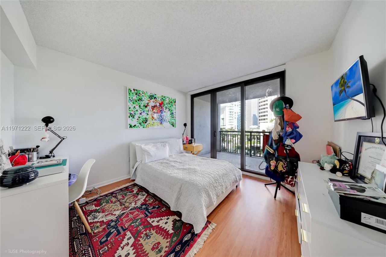 540 Brickell Key Dr, Unit 608, Miami, FL 33131 Photo