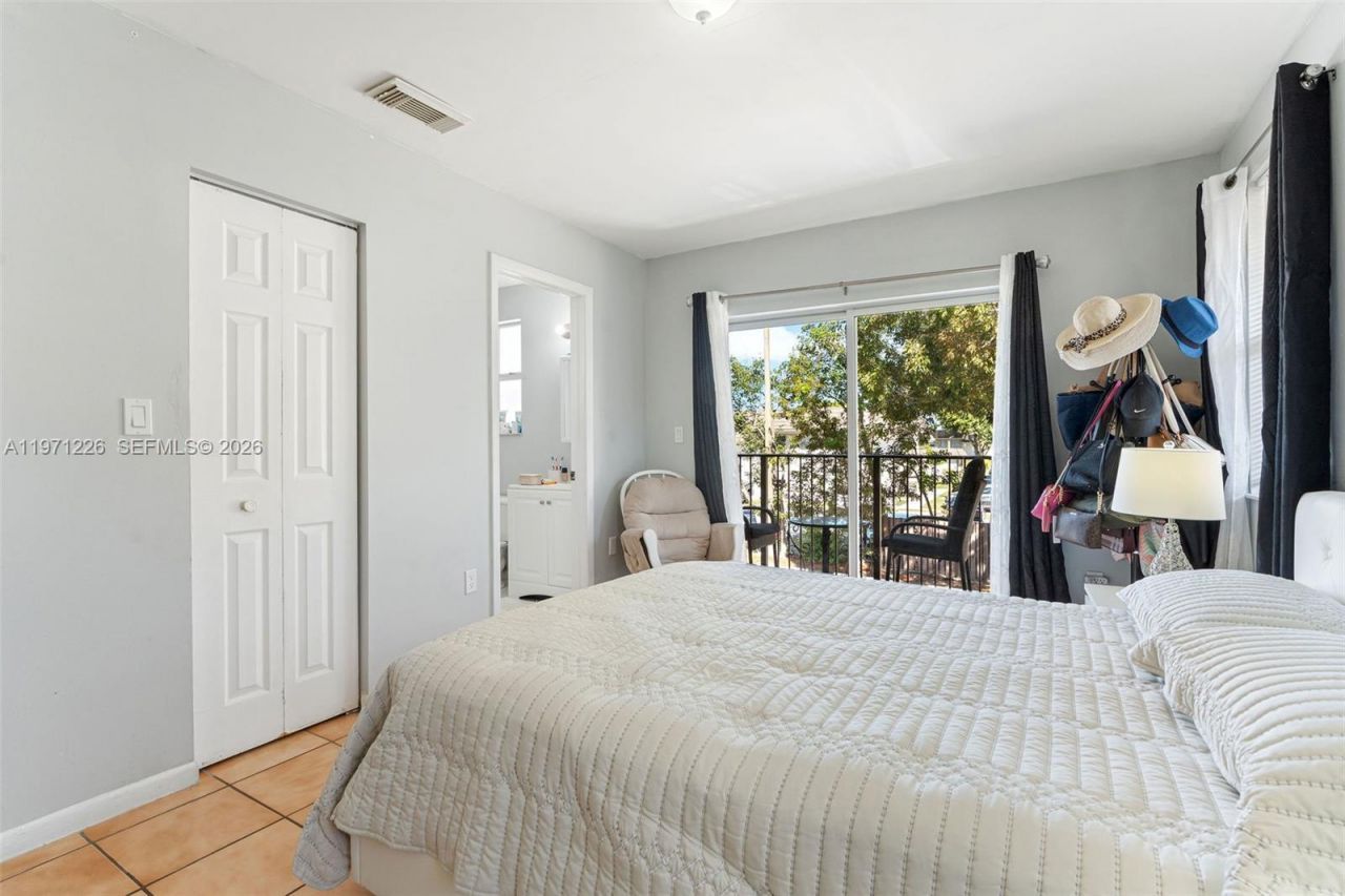 7111 SW 129th Ave , Unit 6, Miami, FL 33183 Photo