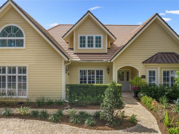 681 N Tomahawk Trail, Vero Beach, FL 32963