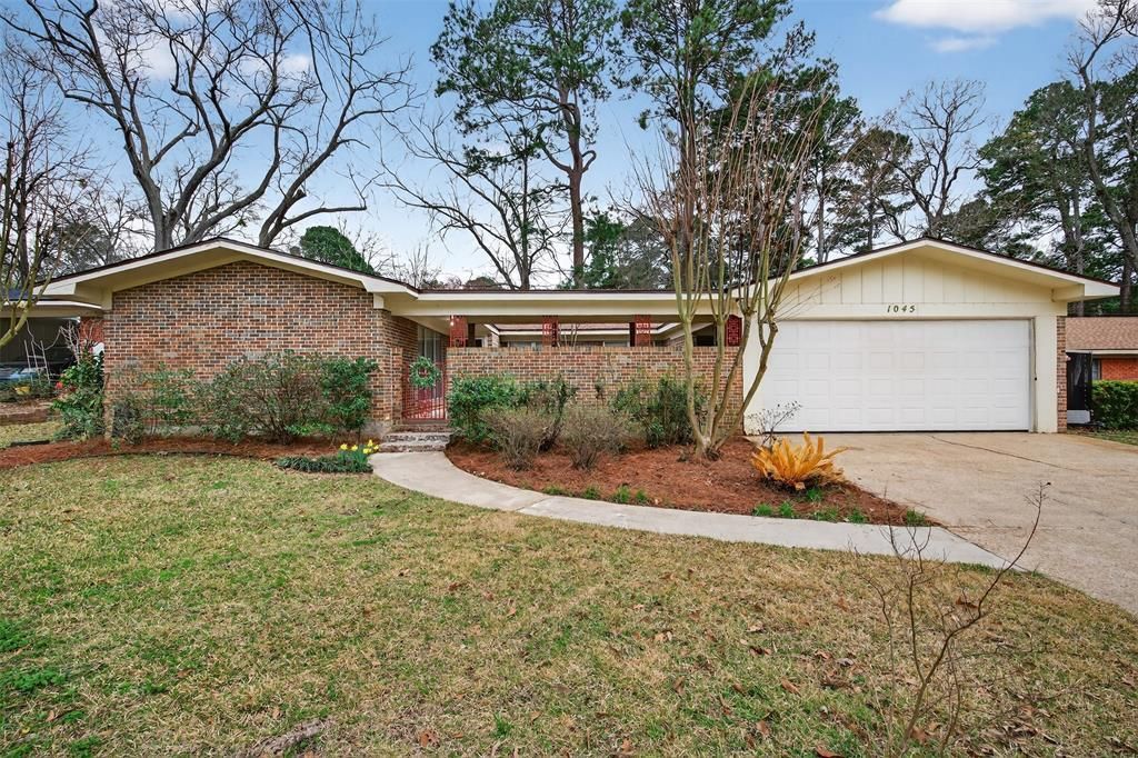 1045 Edgefield Drive, Shreveport, LA 71118 Main Photo