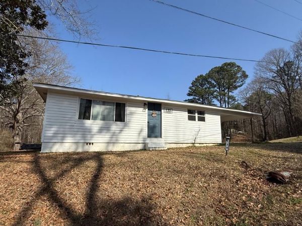 139 Justice Lane Road, Fulton, MS 38843