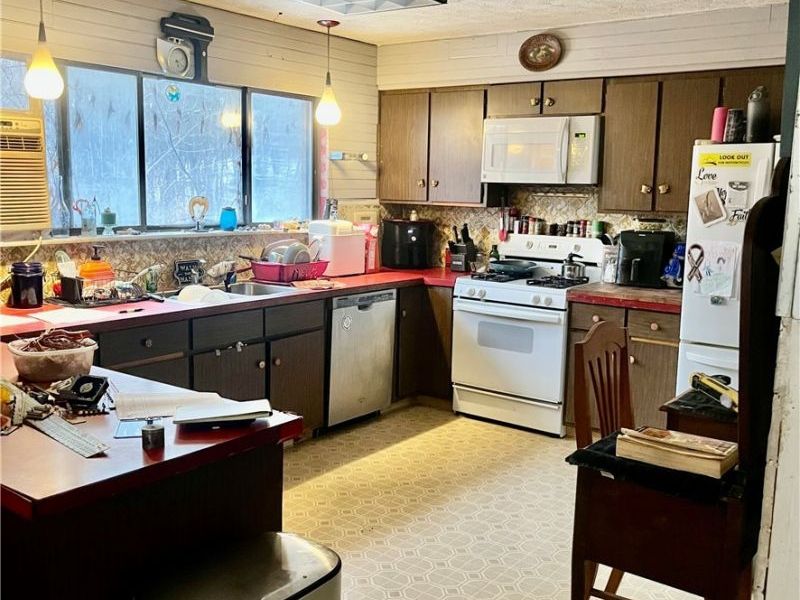 2021 Portage Line Road, Mogadore, OH 44260 Photo 6