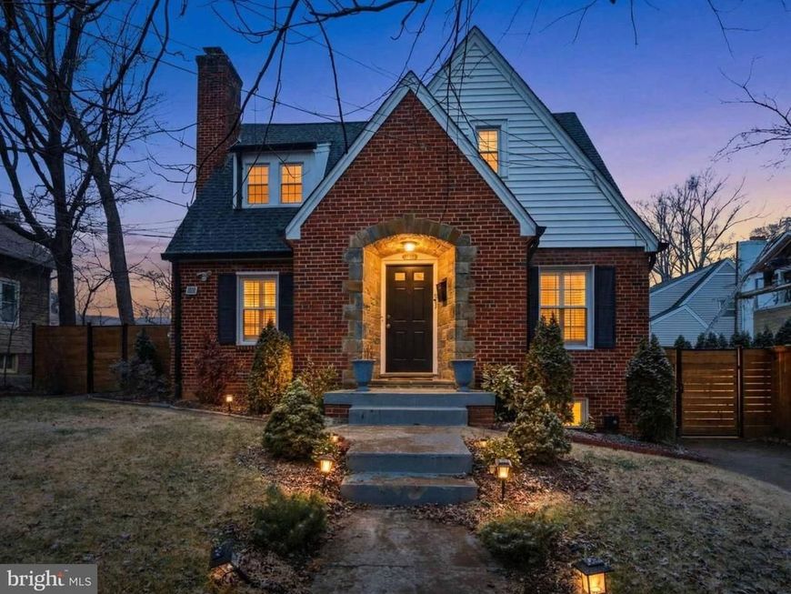 908 Davis Avenue, Takoma Park, MD 20912 Main Photo