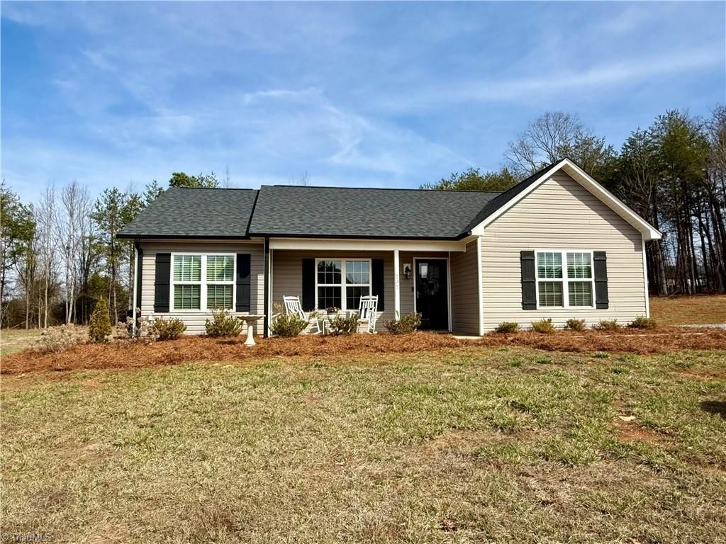 237 Kenlon Court, Madison, NC 27025 Main Photo