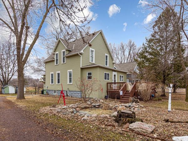 104 S Nicollet Street, Winthrop, MN 55396