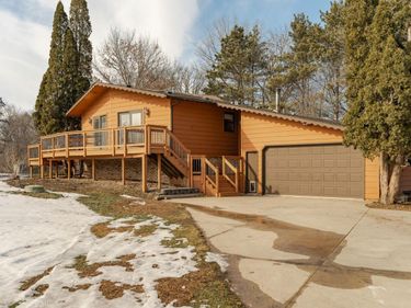 520 Cemetery Road, Mantorville, MN 55955