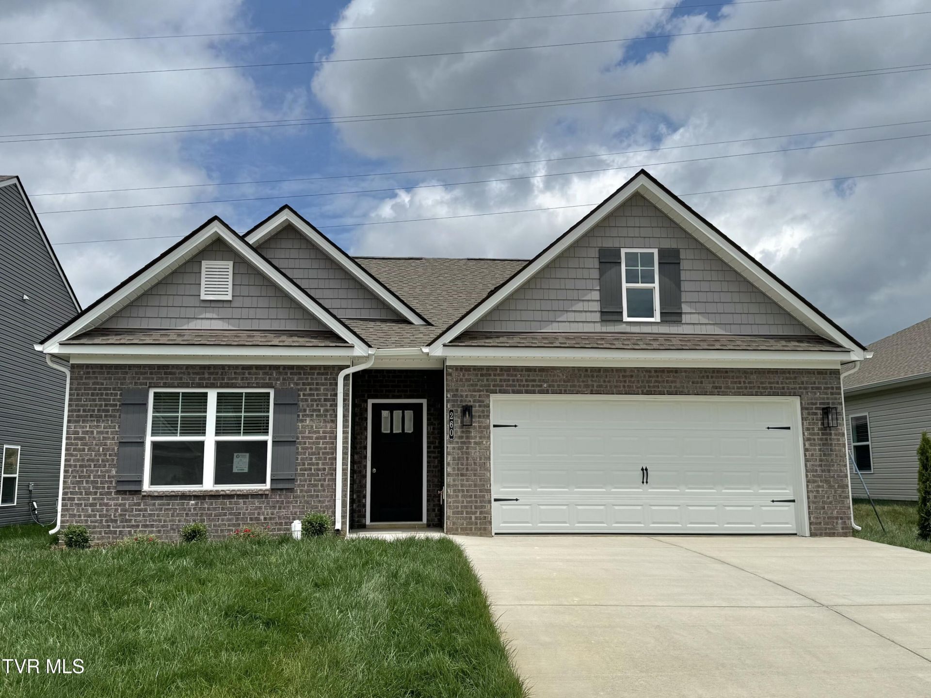 260 Chimney View Loop, Blountville, TN 37617 Main Photo