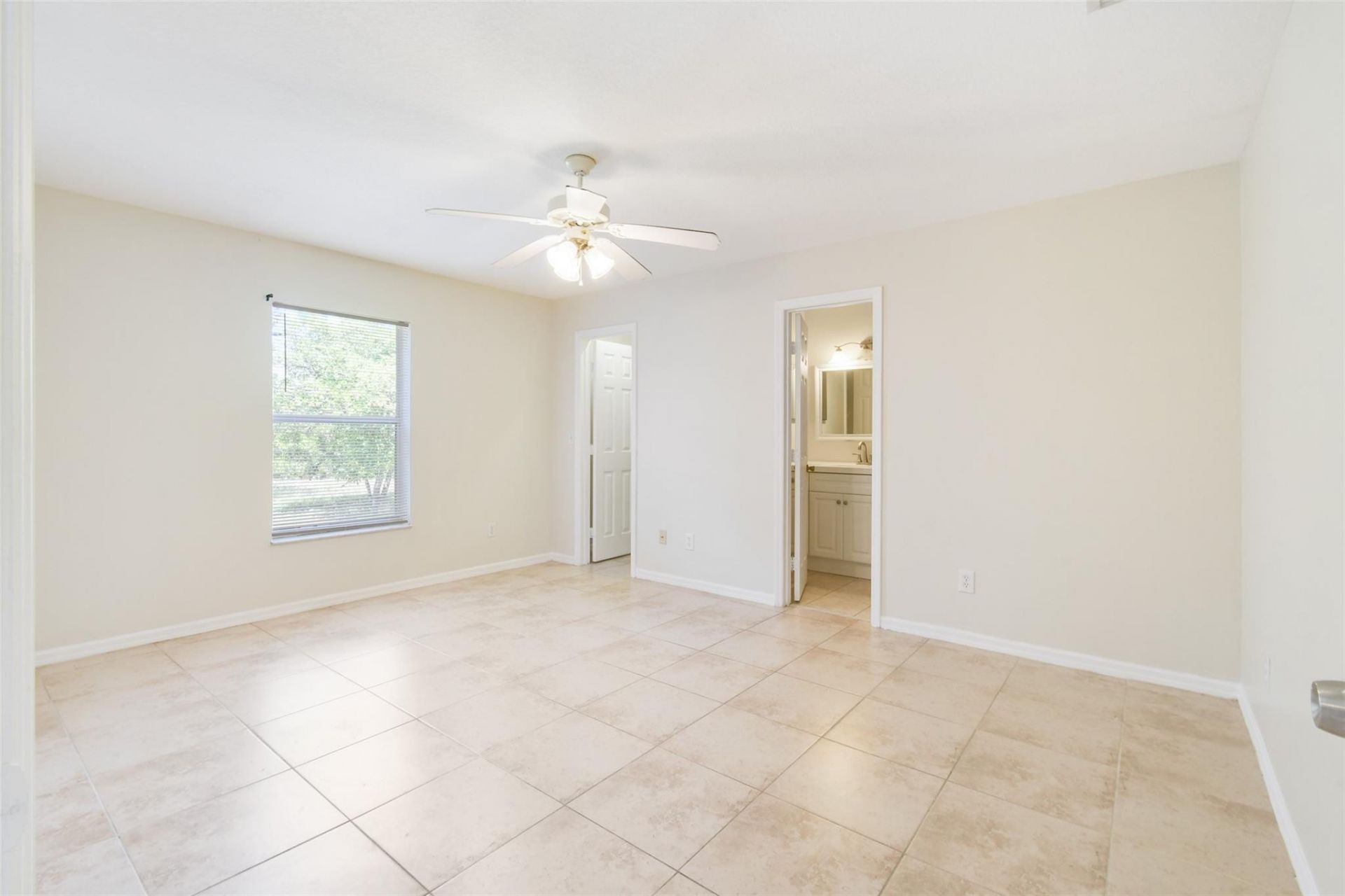 180 NW Friar Street - Sale, Port Saint Lucie, FL 34983 Photo