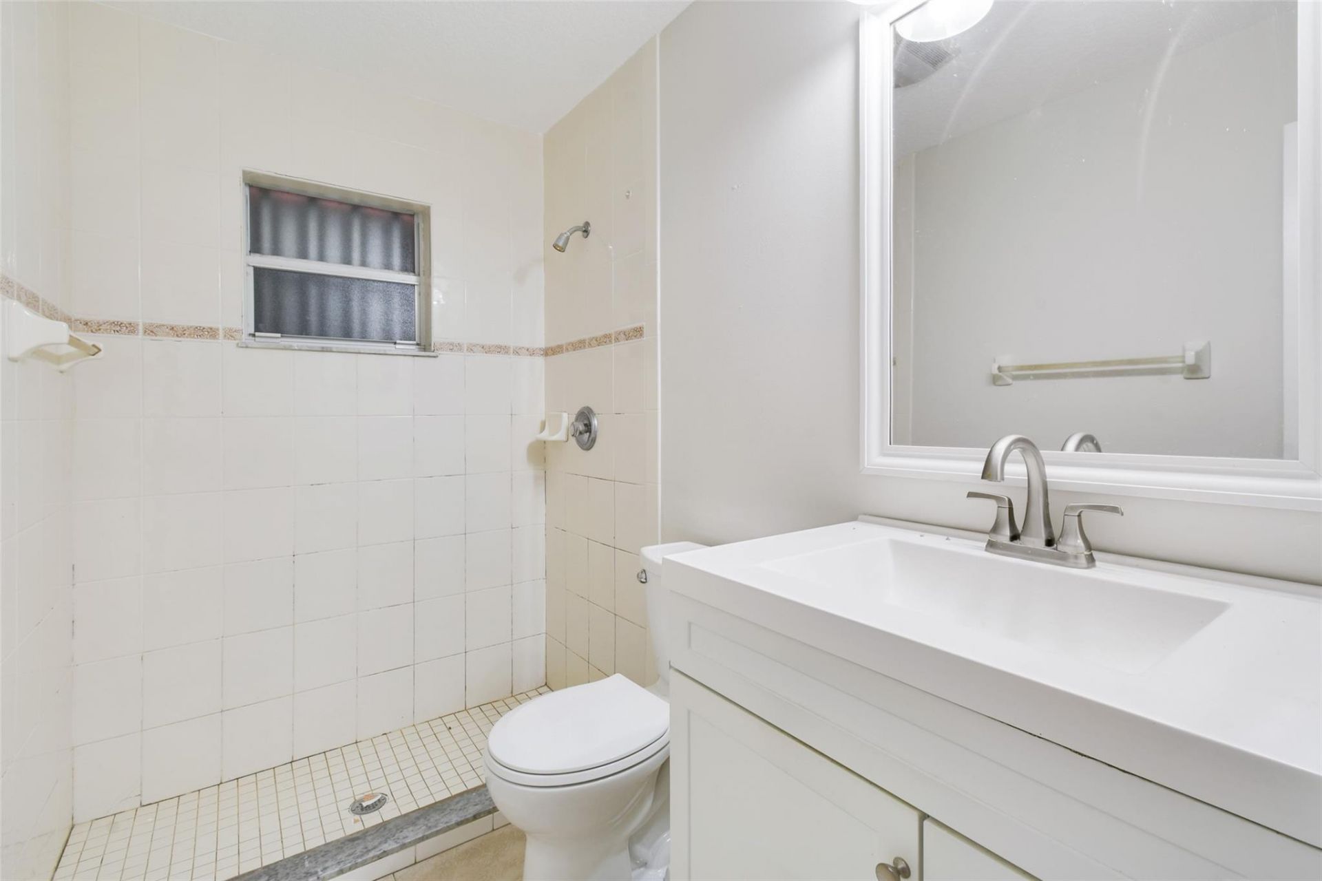 180 NW Friar Street - Sale, Port Saint Lucie, FL 34983 Photo