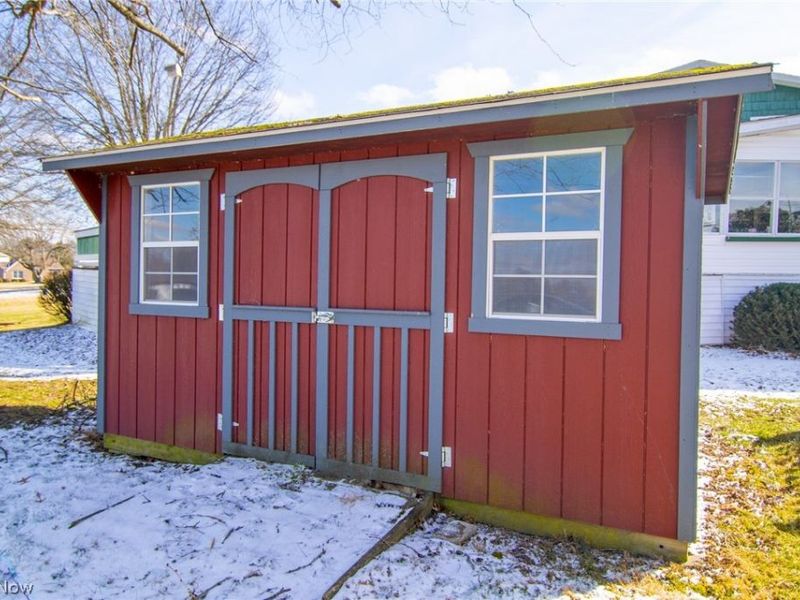 49314 Johnson Drive, Saint Clairsville, OH 43950 Photo 18