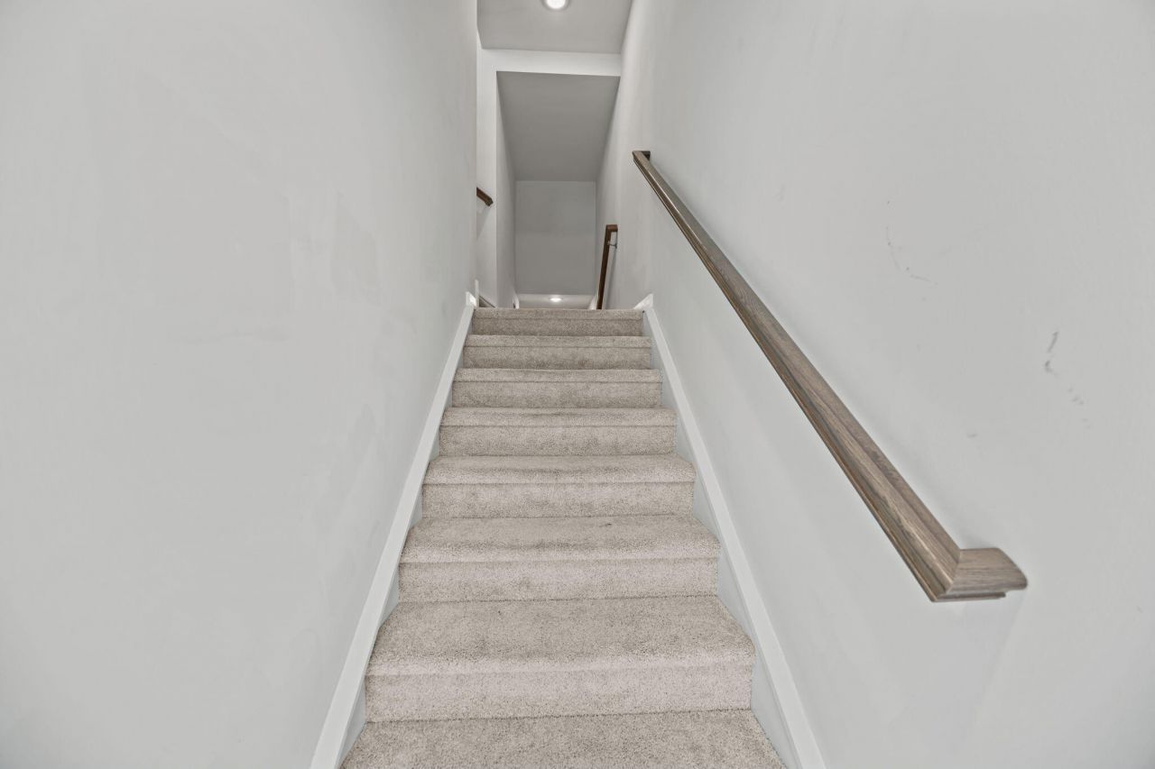 1036 Old Cypress Photo 8