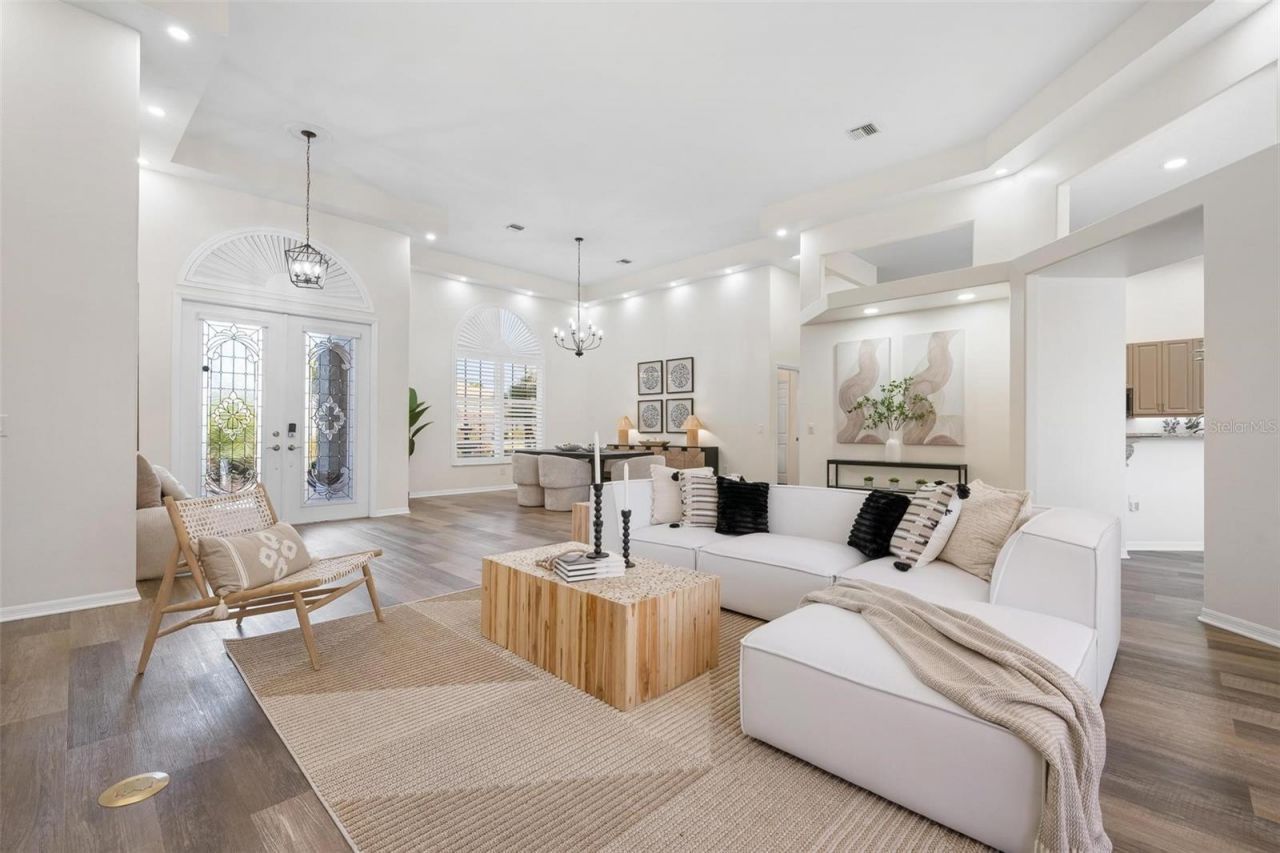 422 Wincanton Place, Venice, FL 34293 Photo