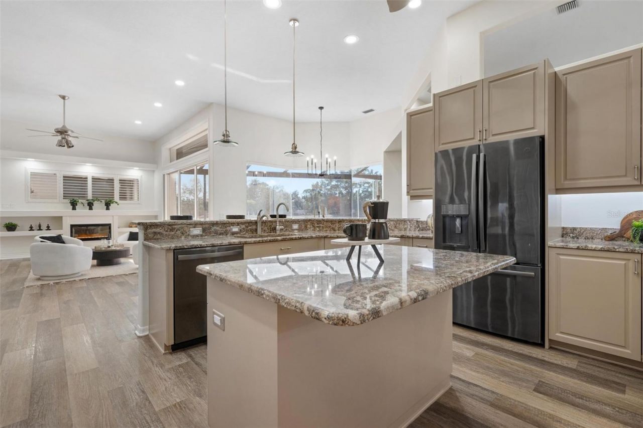 422 Wincanton Place, Venice, FL 34293 Photo