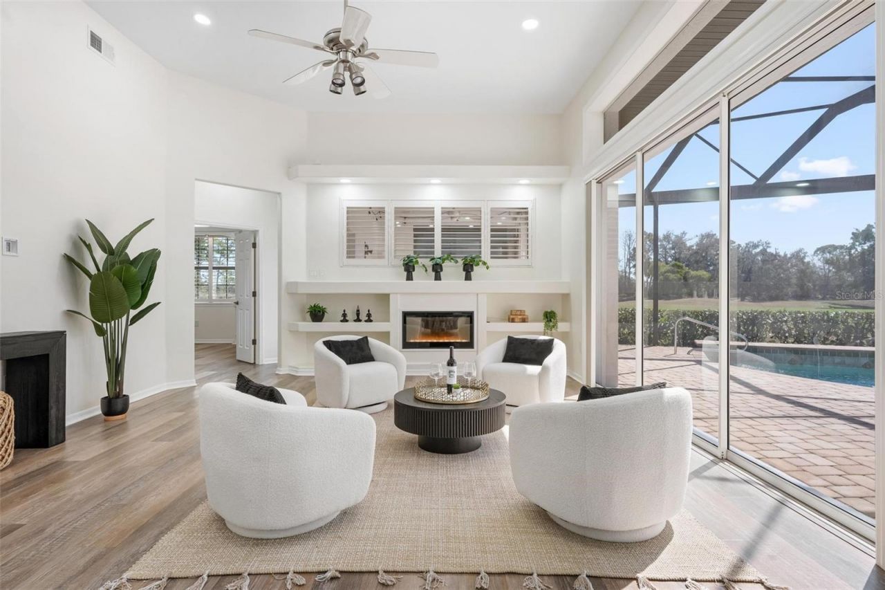 422 Wincanton Place, Venice, FL 34293 Photo