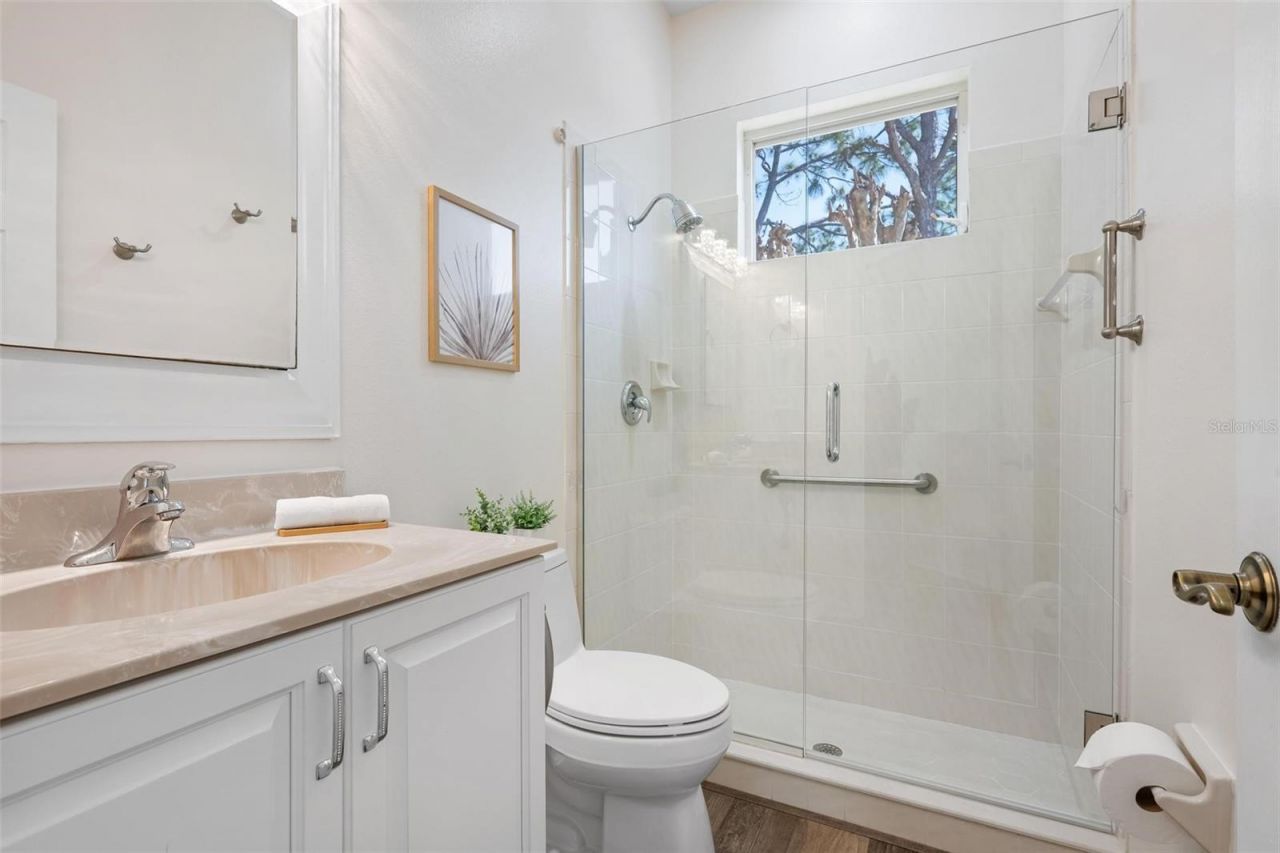 422 Wincanton Place, Venice, FL 34293 Photo