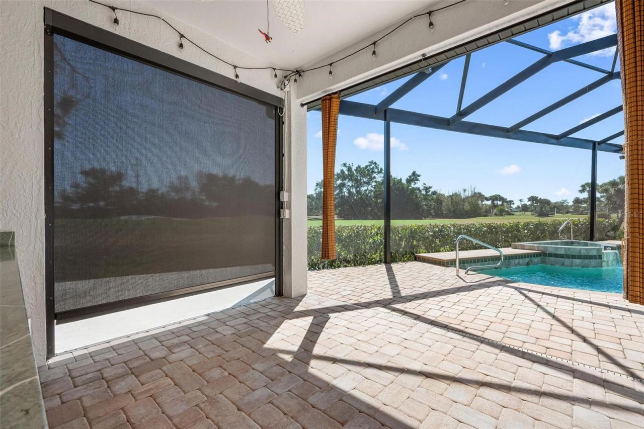422 Wincanton Place, Venice, FL 34293 Photo
