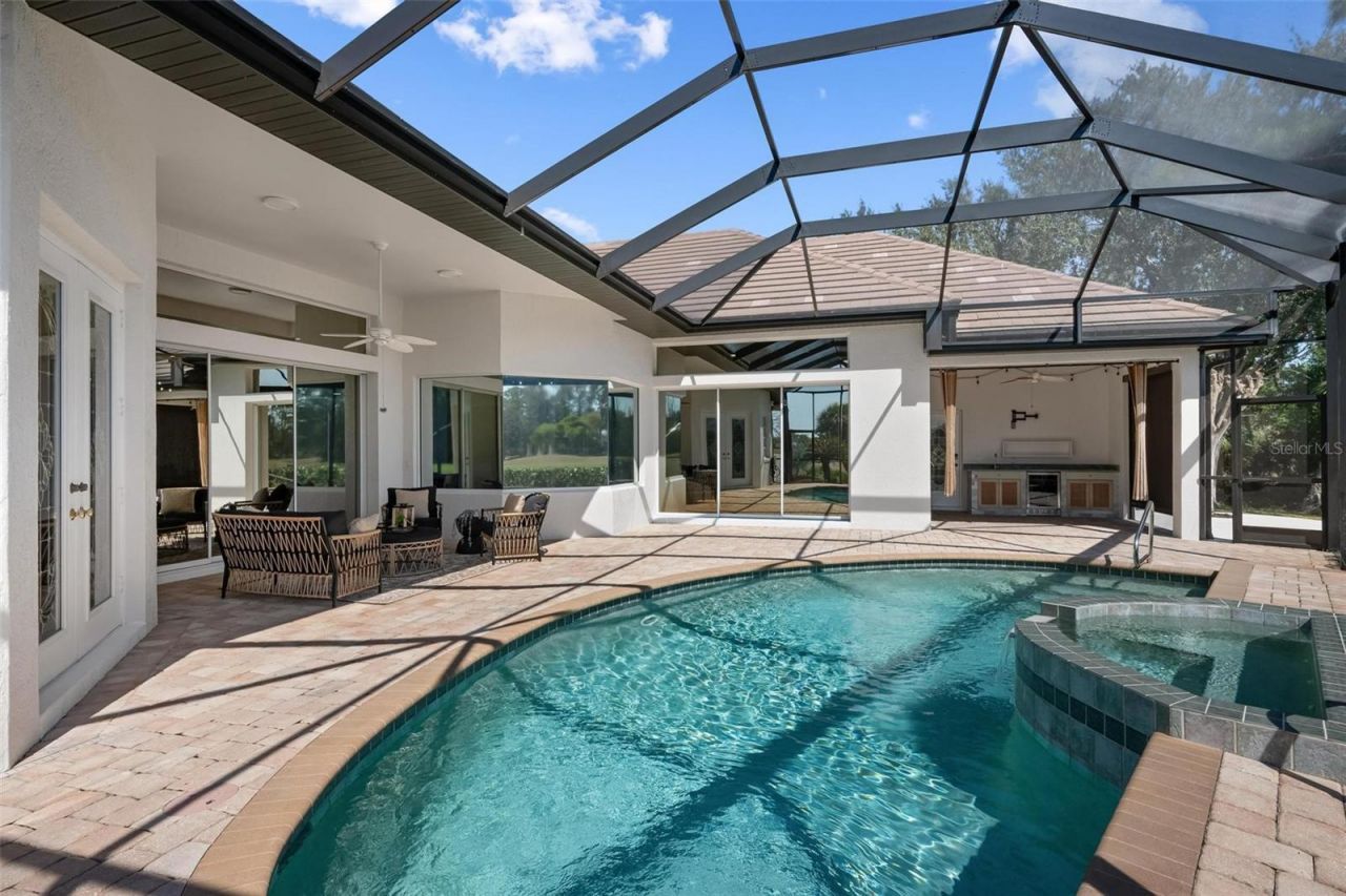 422 Wincanton Place, Venice, FL 34293 Photo