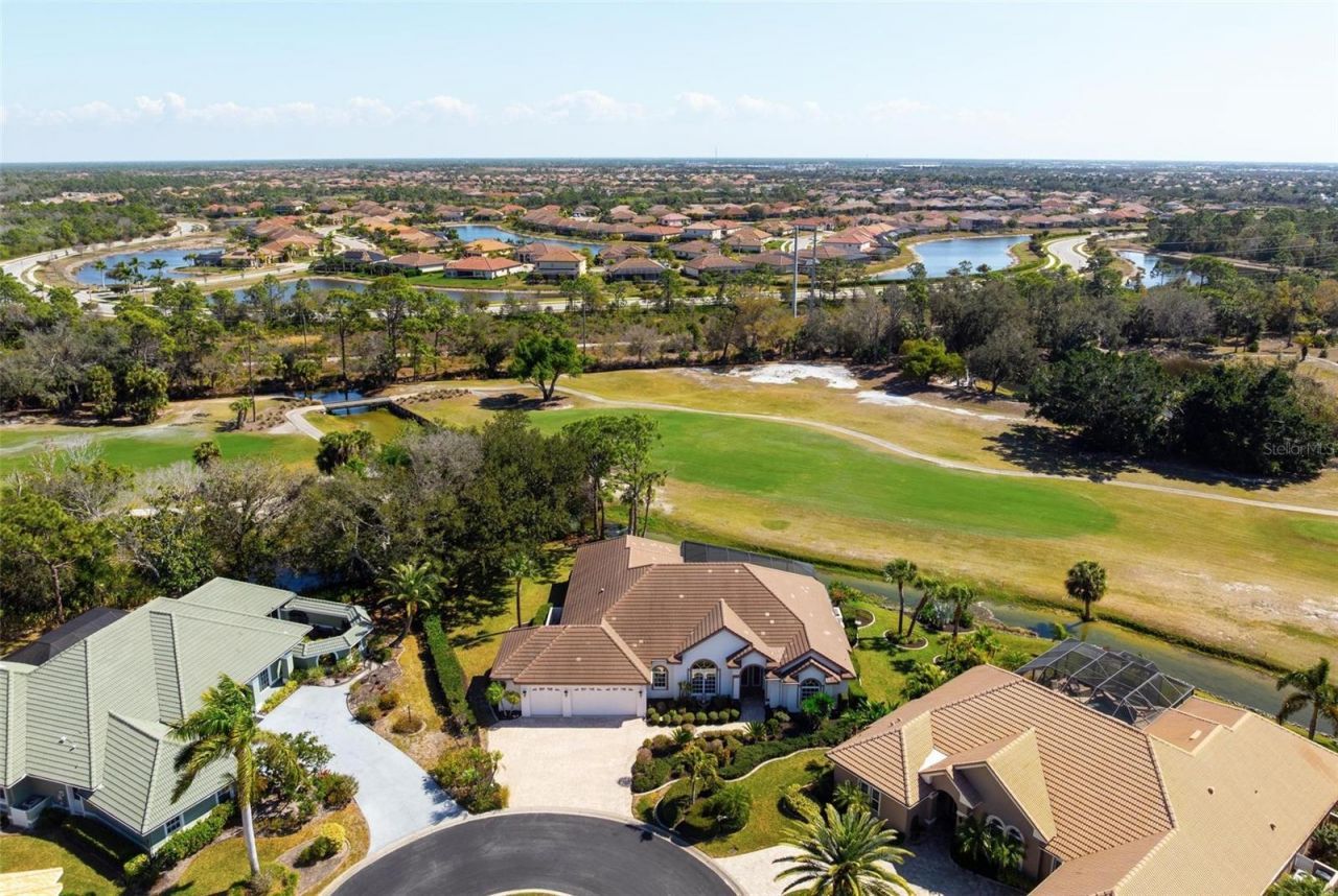 422 Wincanton Place, Venice, FL 34293 Photo