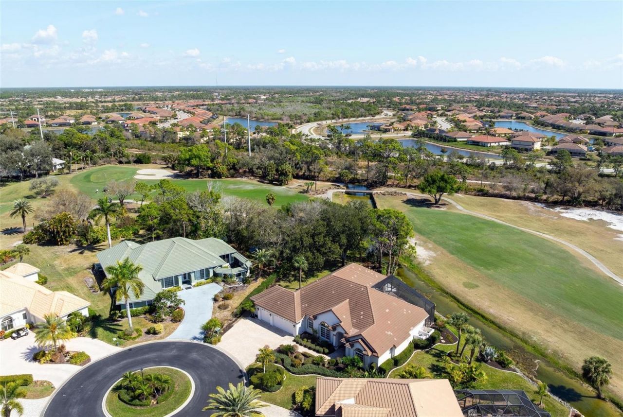 422 Wincanton Place, Venice, FL 34293 Photo