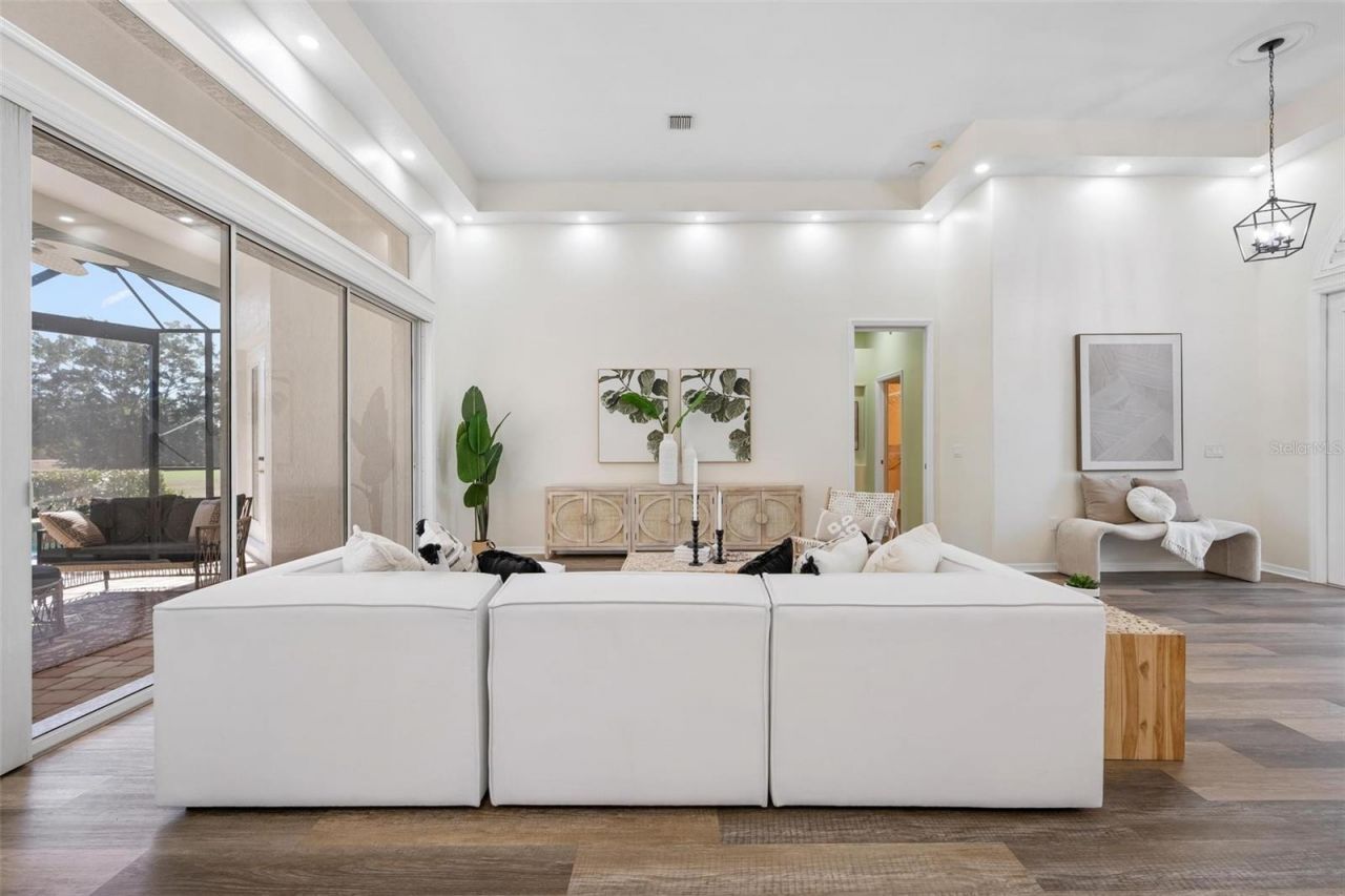 422 Wincanton Place, Venice, FL 34293 Photo