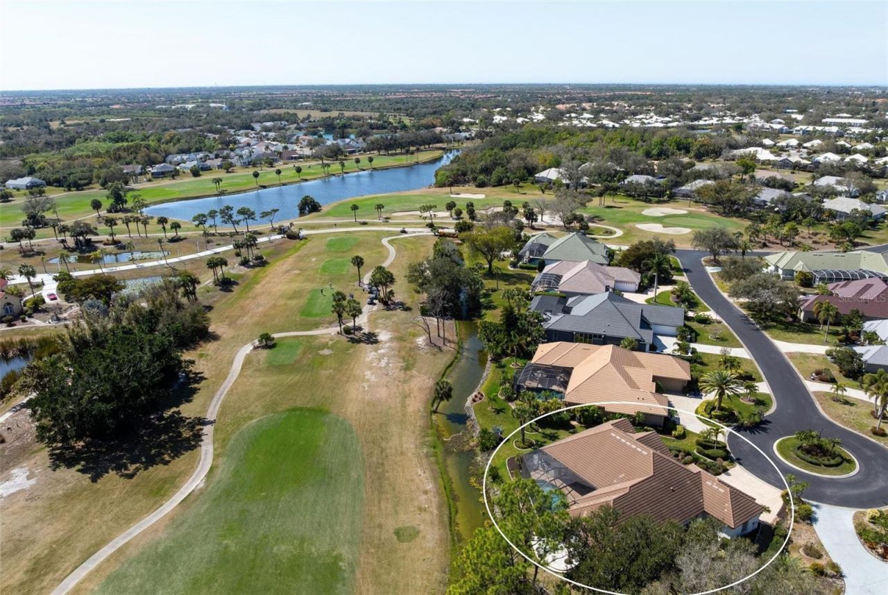 422 Wincanton Place, Venice, FL 34293 Photo