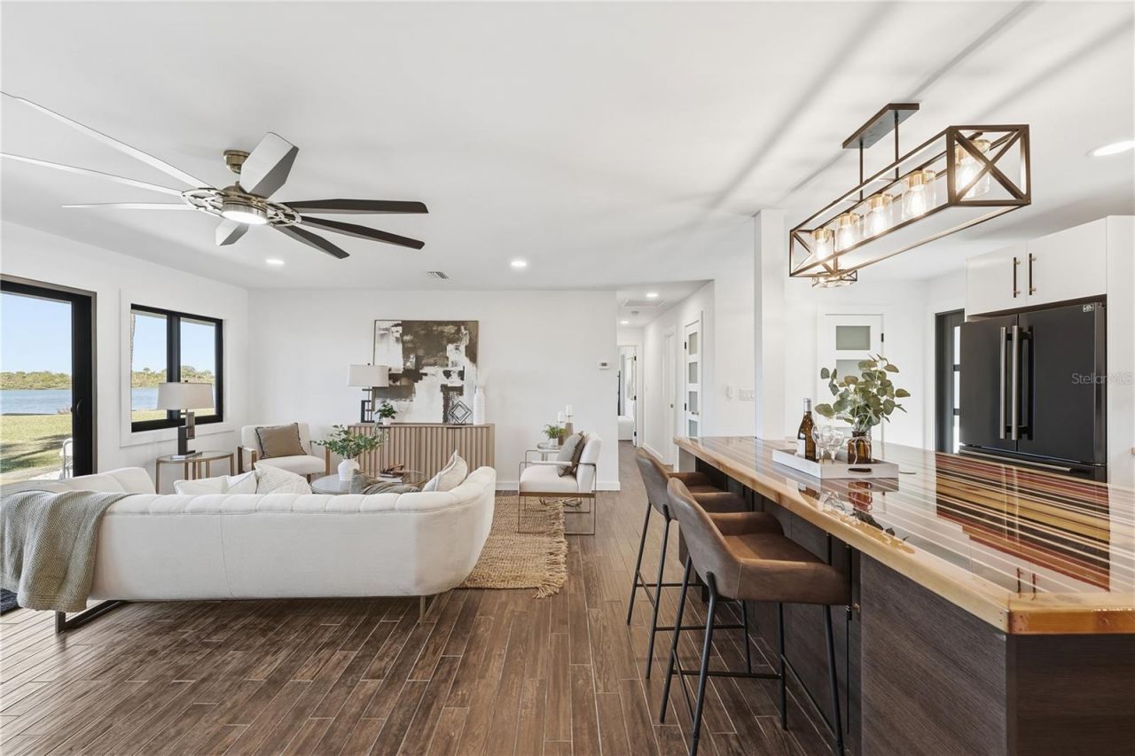 203 Parkwood Lane, Edgewater, FL 32132 Photo