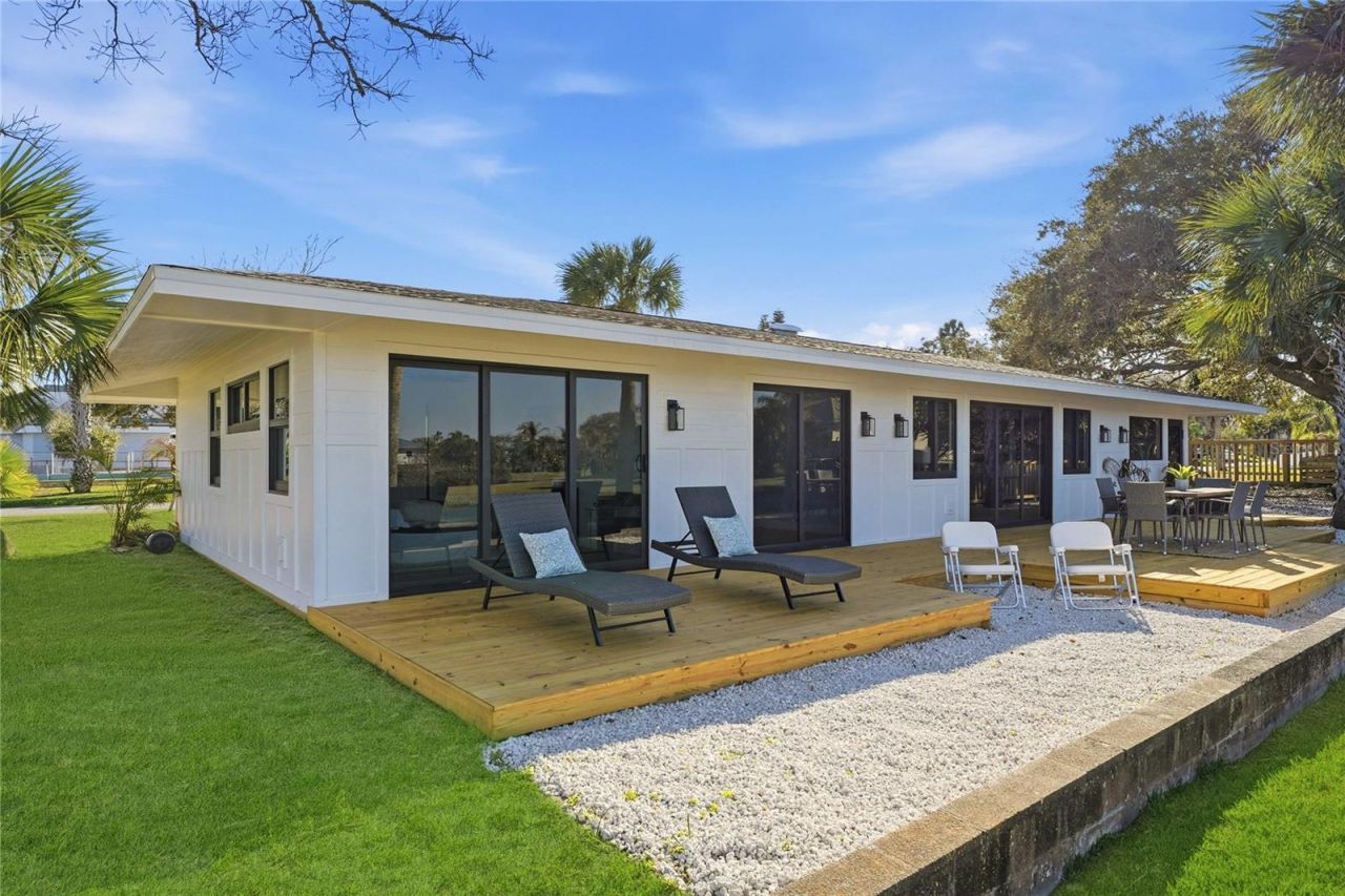 203 Parkwood Lane, Edgewater, FL 32132 Photo