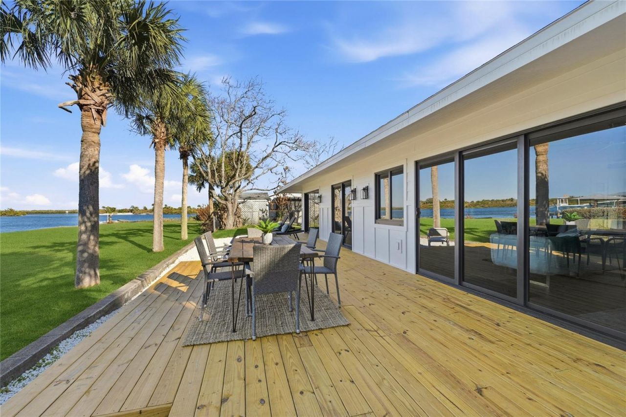 203 Parkwood Lane, Edgewater, FL 32132 Photo