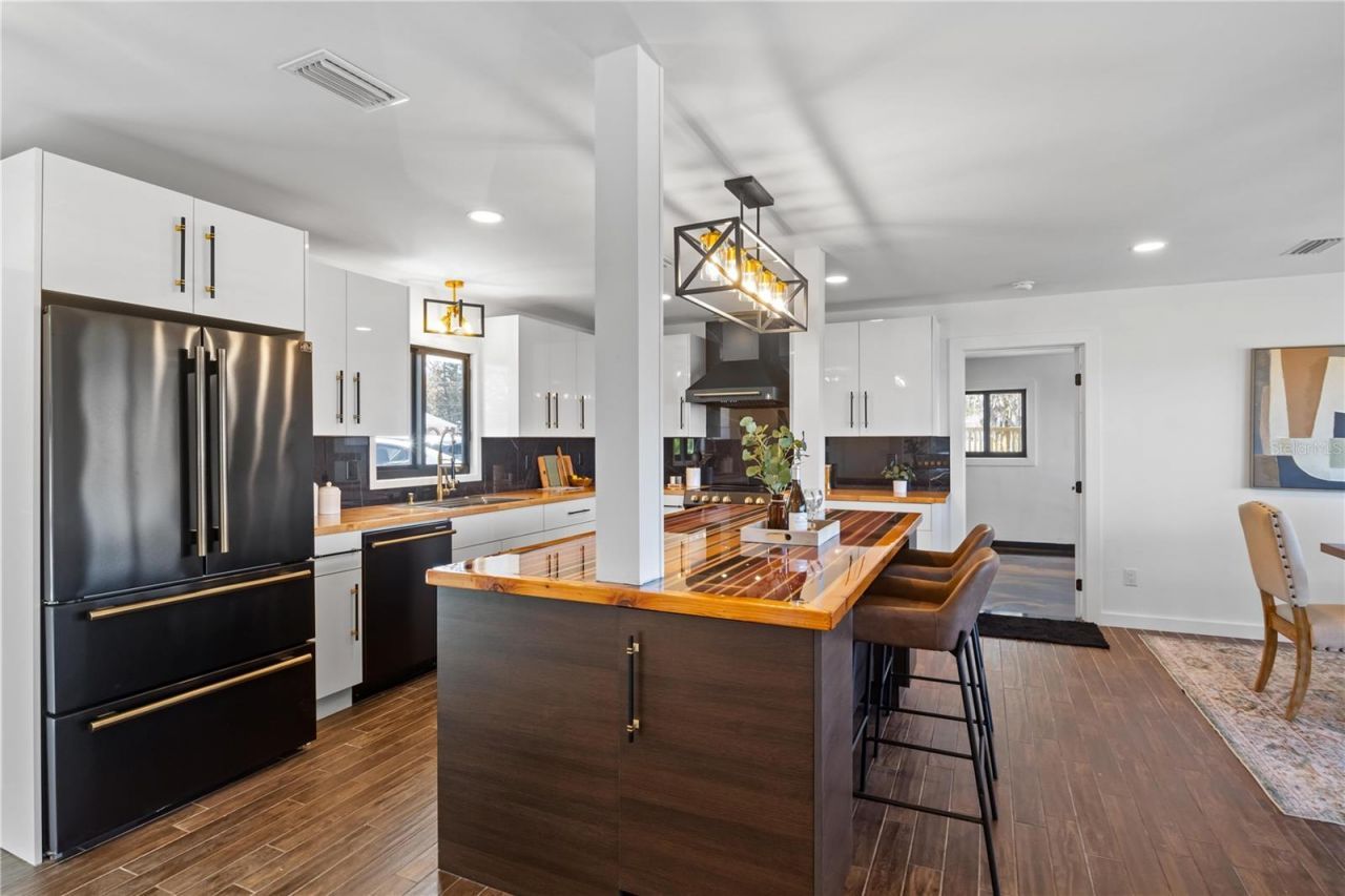 203 Parkwood Lane, Edgewater, FL 32132 Photo