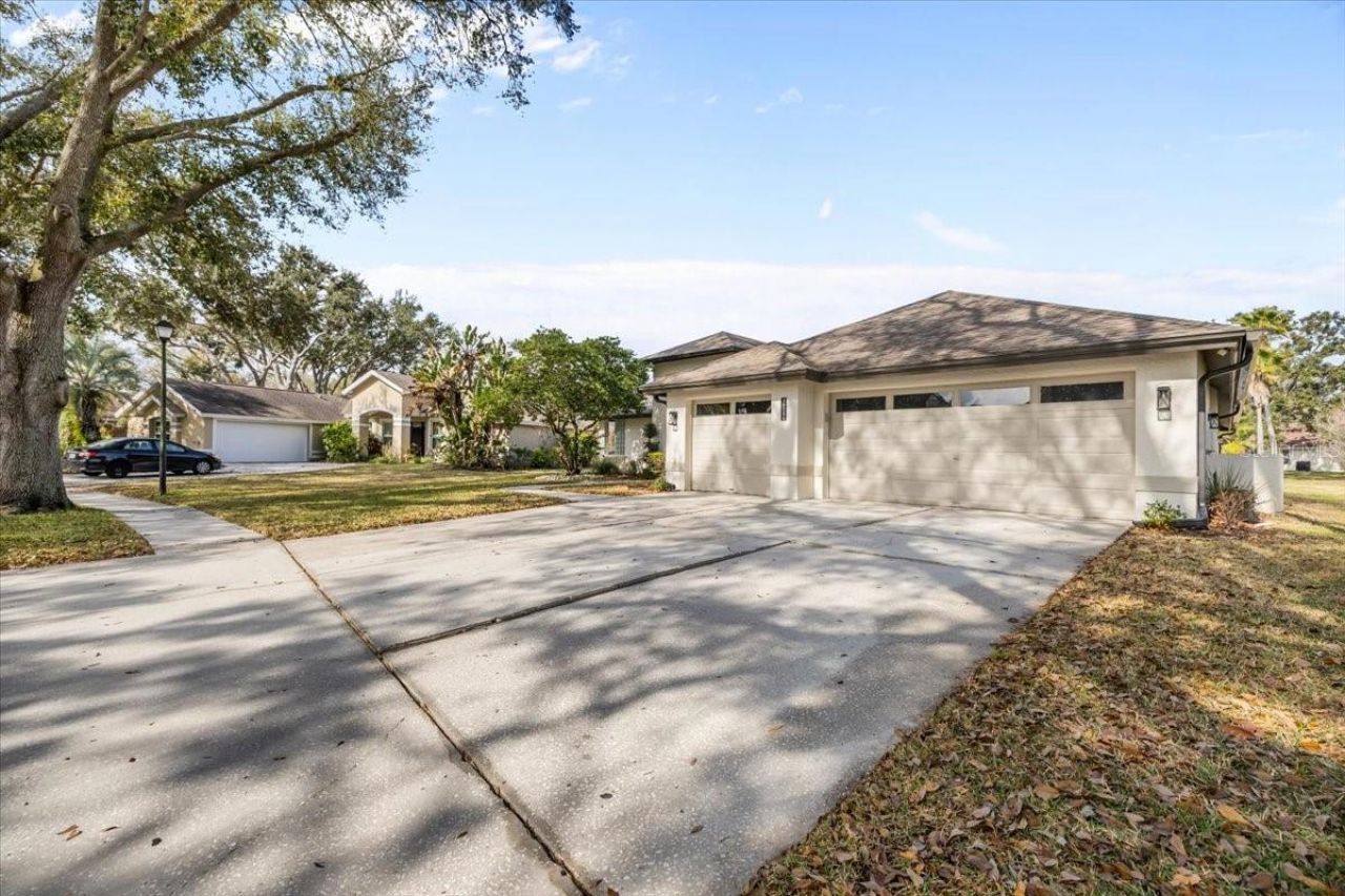 16506 Longleat Drive, Lutz, FL 33549 Photo