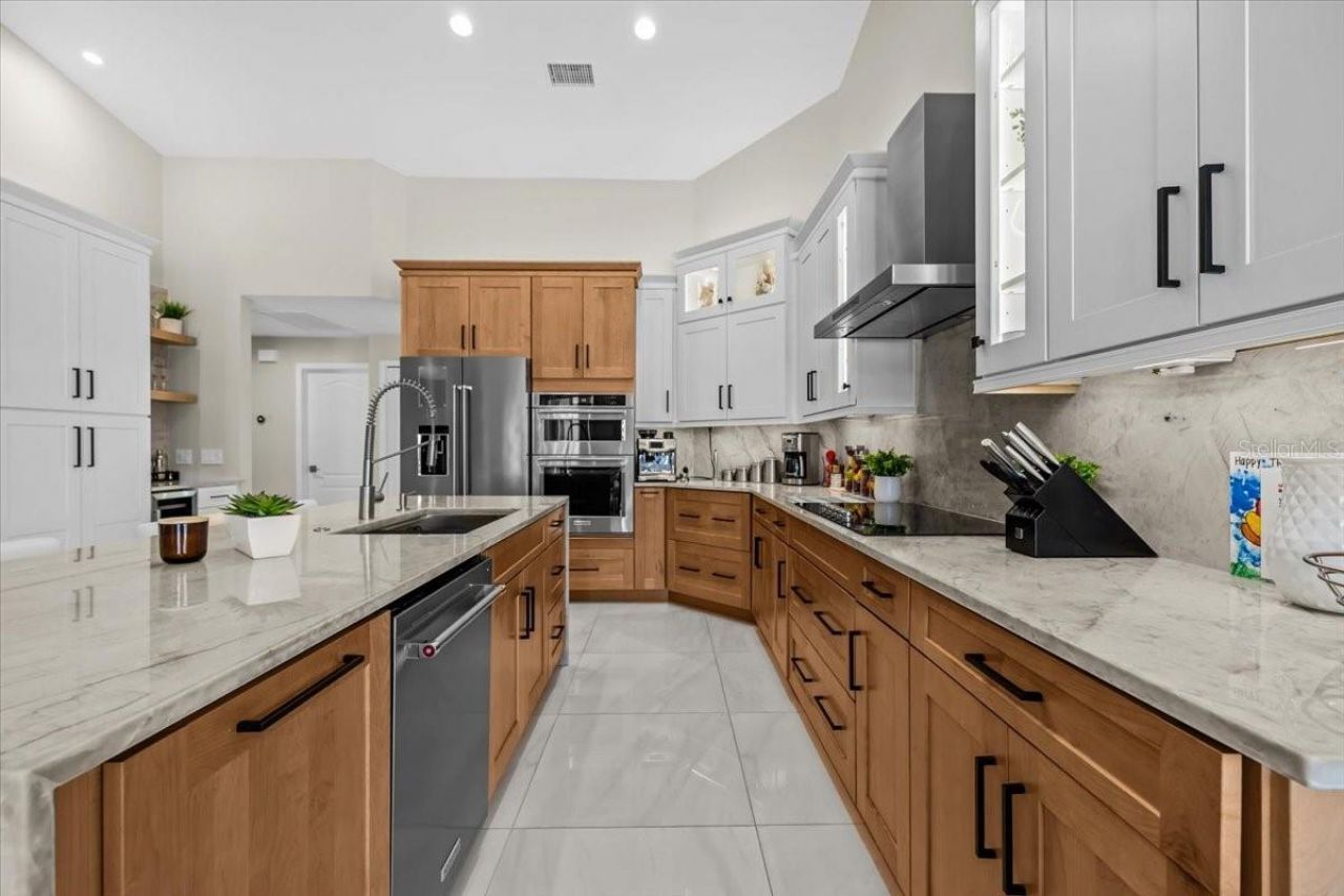 16506 Longleat Drive, Lutz, FL 33549 Photo