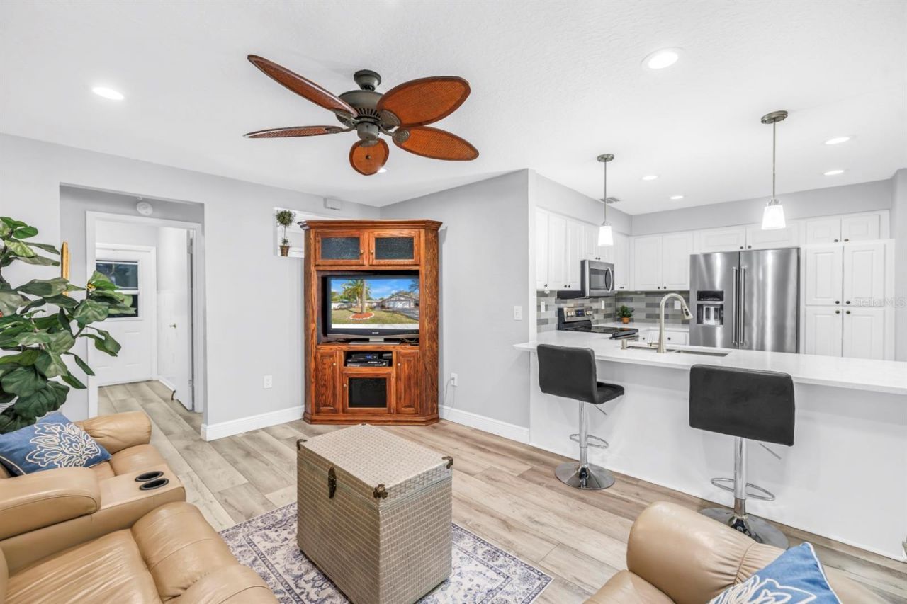 10761 125th Avenue, Largo, FL 33778 Photo