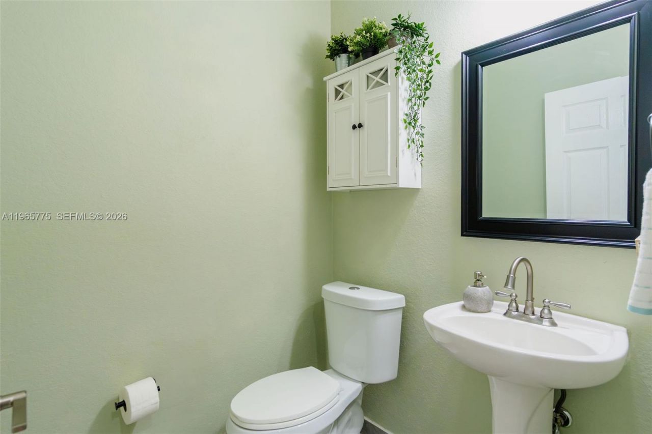 12523 SW 121st Way, Miami, FL 33186 Photo