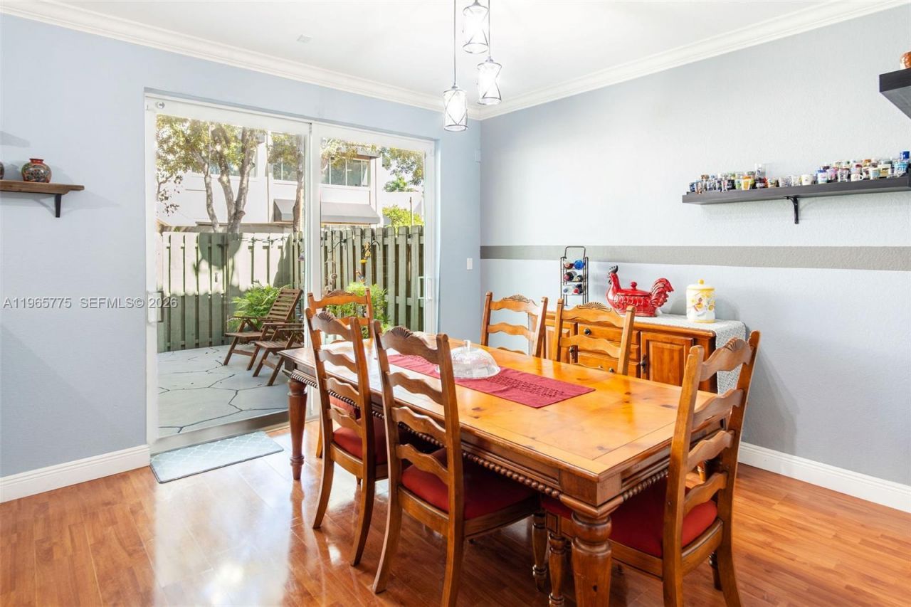 12523 SW 121st Way, Miami, FL 33186 Photo