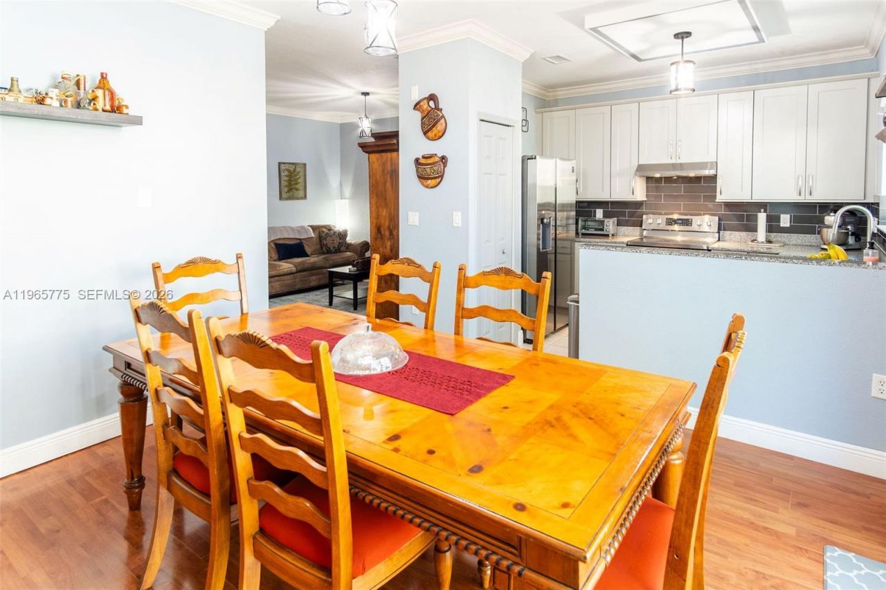 12523 SW 121st Way , Miami, FL 33186 Photo