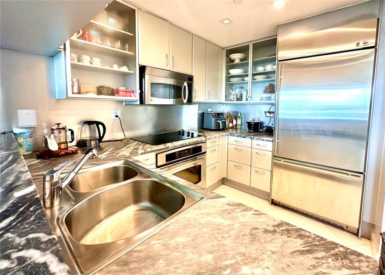 540 West Ave , Unit 1912, Miami Beach, FL 33139 Photo