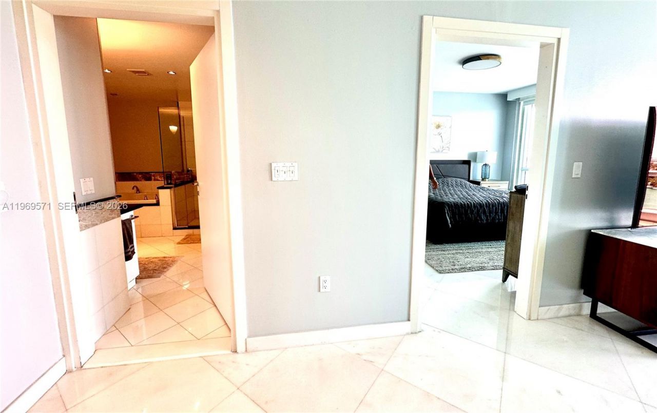 540 West Ave , Unit 1912, Miami Beach, FL 33139 Photo