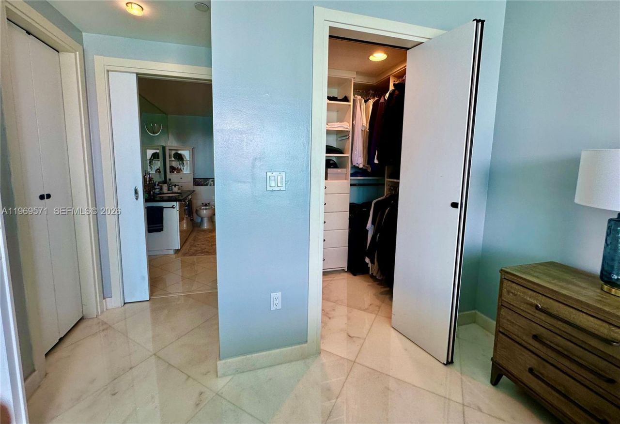 540 West Ave , Unit 1912, Miami Beach, FL 33139 Photo