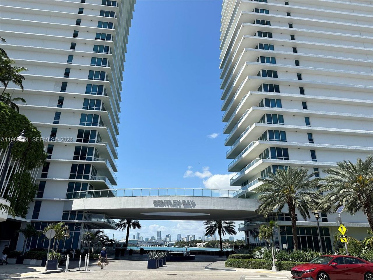 540 West Ave , Unit 1912, Miami Beach, FL 33139 Photo