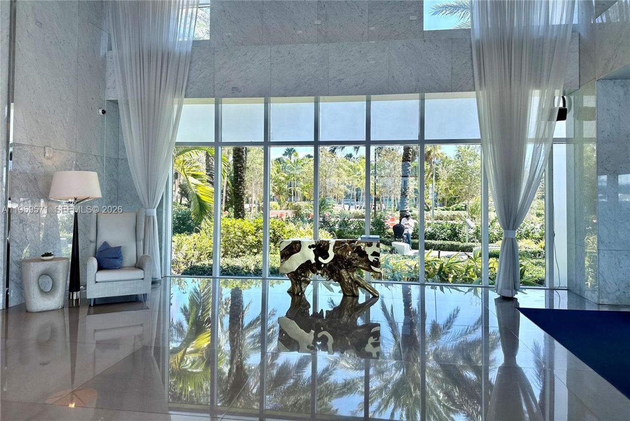 540 West Ave , Unit 1912, Miami Beach, FL 33139 Photo