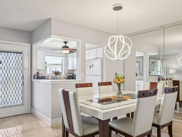 804 SE 7th St, Unit 402, Deerfield Beach, FL 33441