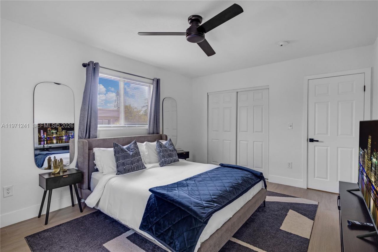 1054 NW 29th St, Miami, FL 33127 Photo