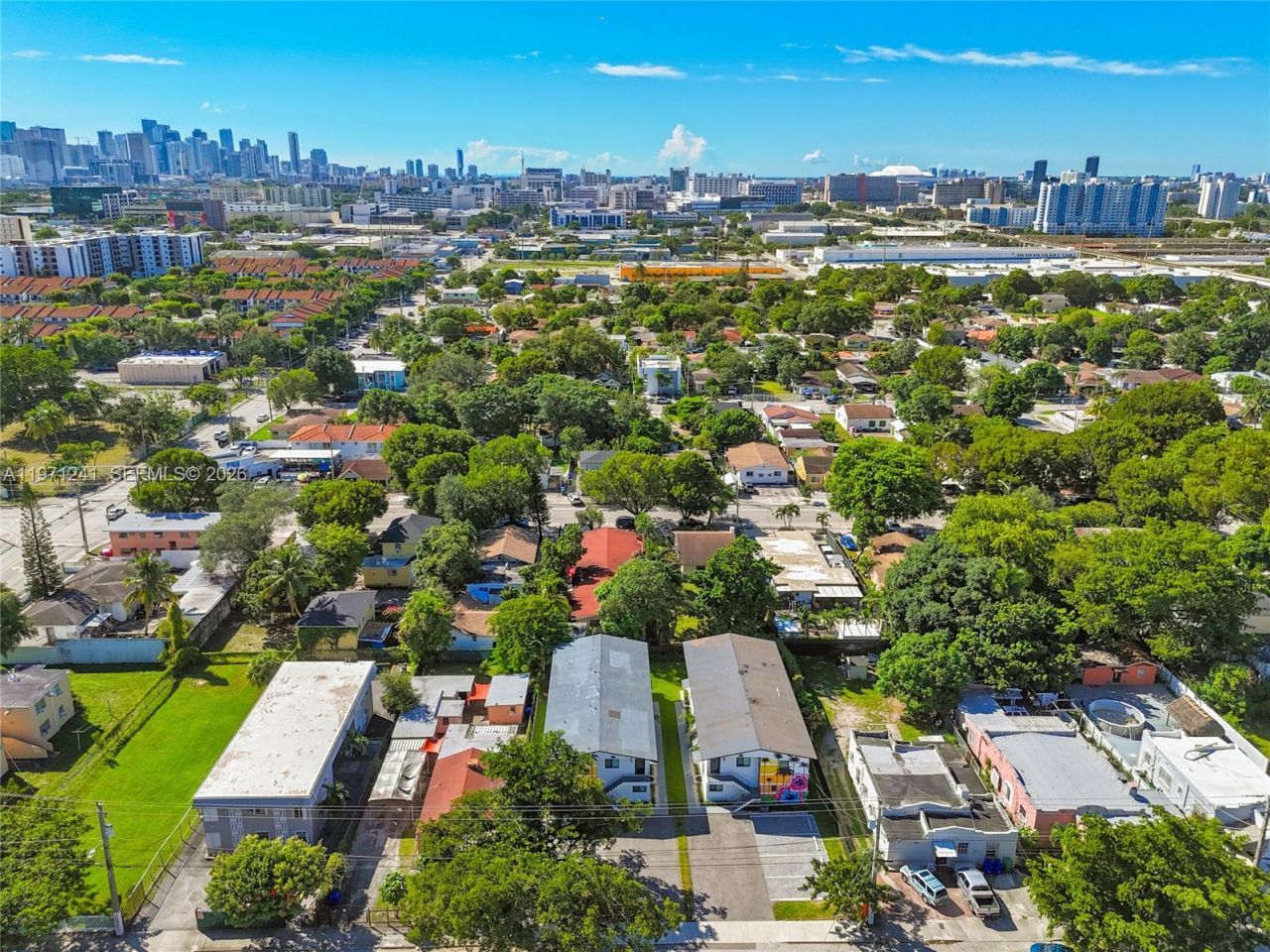 1054 NW 29th St, Miami, FL 33127 Photo